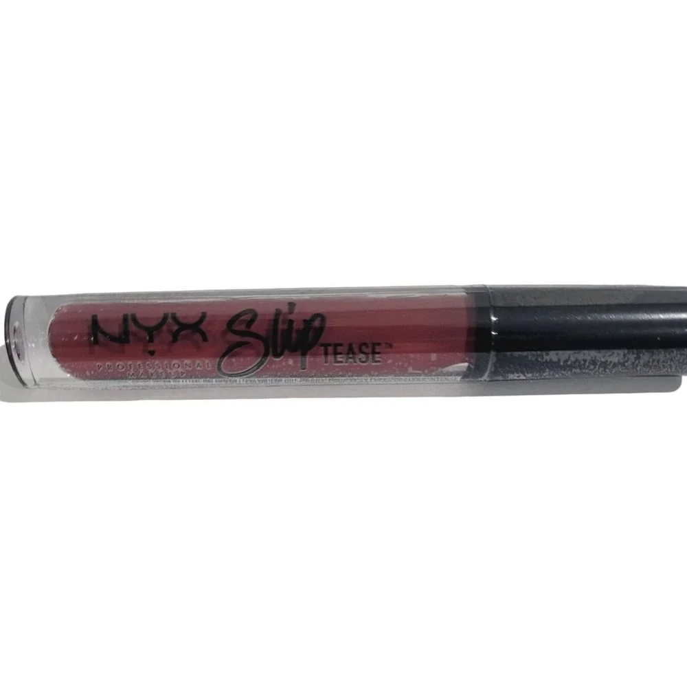 NYX PROFESSIONAL MAKEUP Cosmetics Slip Tease Full Color Lip Oil Bang Bang STL004